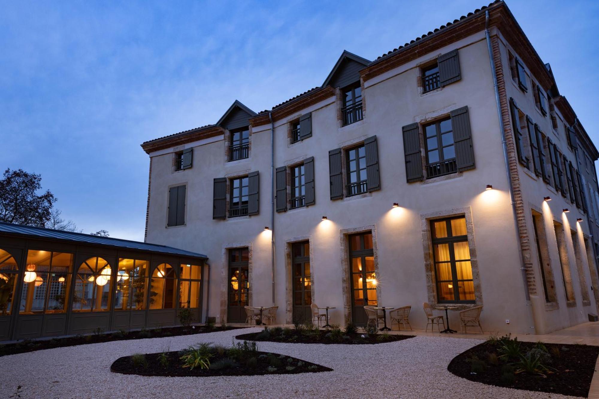 Serra Boutique Hotel 4*